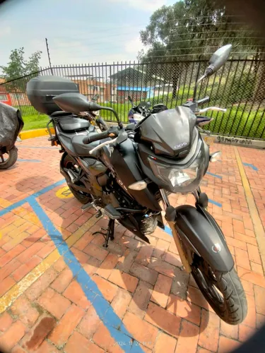 Moto Tvs Apache 200 Modelo 2020/ Ubicada En Soacha