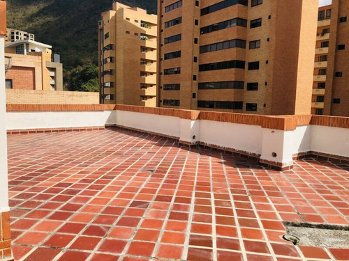 Imagen 11 de 12 de Venta De Amplio Pent House En La Trigaleña Valencia. Código 440181
