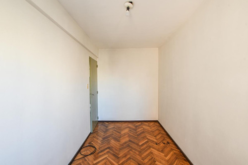 Imagen 10 de 13 de Departamento De 2 Dormitorios En Venta Con Balcon Al Frente Centro Rosario Macrocentro