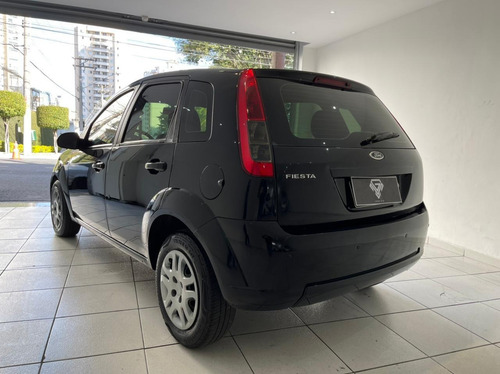 Imagem 7 de 14 de Ford Fiesta Fiesta 1.0i 3p E 5p Flex Manual
