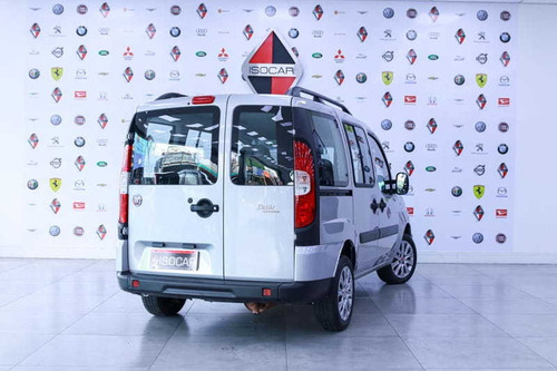 Imagem 3 de 9 de Fiat Doblo Essence 7l E