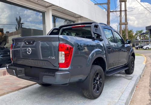 Imagen 5 de 17 de Nissan Frontier D/cabina 2.3 Tdi A/t X Gear 4x4 0km My2023