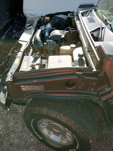 Imagen 12 de 15 de Hummer H2 2005