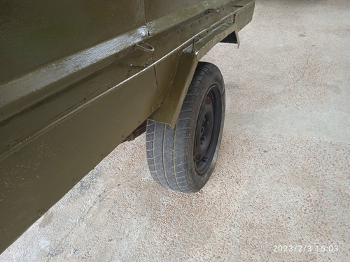 Imagen 8 de 14 de Trailer Grande Bien Cómodo Con Soportes Para Ponerle Toldo