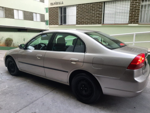 Imagem 1 de 6 de Honda Civic