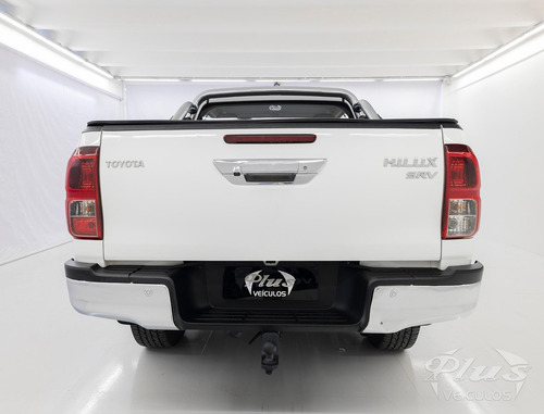 Imagem 9 de 15 de Toyota Hilux 2.7 Srv 4x4 Cd