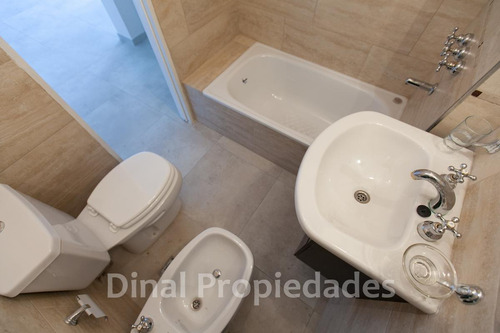 Imagen 6 de 8 de Departamento 3 Ambientes Con Cochera