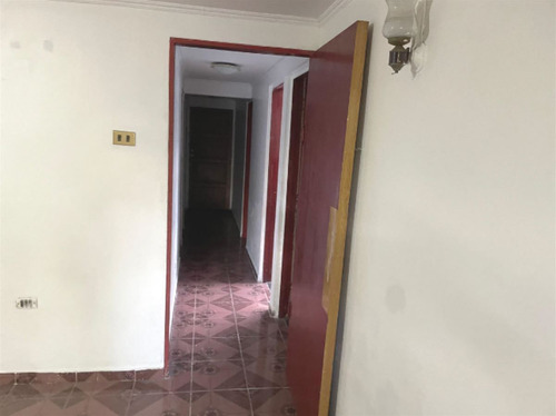Se Vende Casa En Peñalolén 3d1b +1d1b Y 2 Estacionamiento