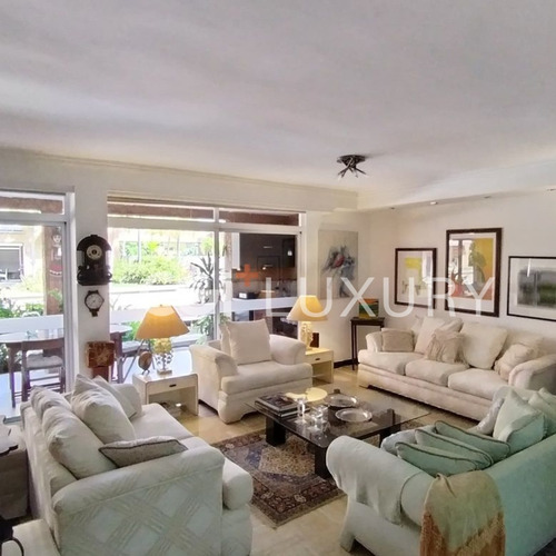 Cgi+ Luxury Lecheria Vende Amplio Apartamento Planta Baja, En Siete Mares