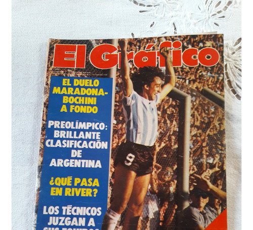 El Grafico Nº 3149 12/2/1980 Duelo Maradona Bochini - Racing