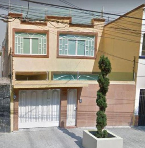 Casa En La Benito Juarez, A Un Precio De Remate Bancario