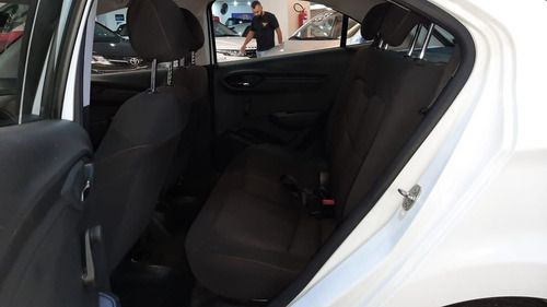 Imagem 13 de 15 de Chevrolet Onix 1.4 Mpfi Lt 8v 2014