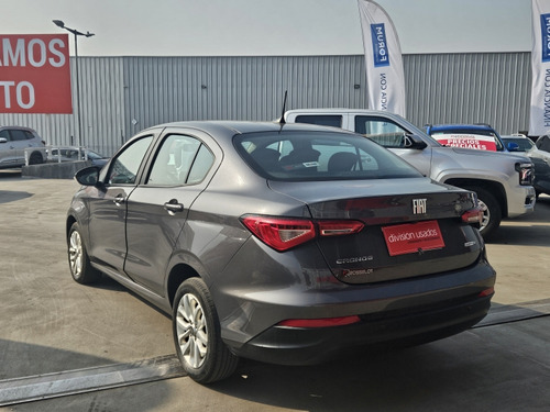 Fiat Cronos CRONOS DRIVE 1.8 AT