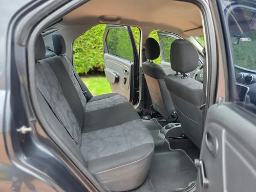 Renault Logan 1.6 Expression