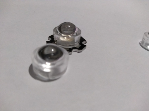 Imagen 5 de 5 de Lente Colimador 30º Para Led Pastilla De 1w 3w Y 5w X 100 U