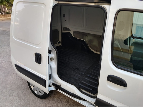 Imagen 10 de 14 de Renault Kangoo Confort Furgon 1.6n M/t