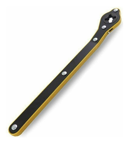A Llave For Cambio De Neumáticos