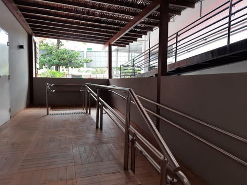 Imagem 11 de 30 de Excelente Imóvel Comercial Com Terreno 2.116,85 M2 Área Construida 1.396,35 M2 No Rio Vermelho - Sfl643 - 69548521
