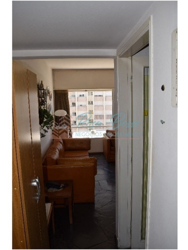 Apartamento En Peninsula, 1 Dormitorios *- Ref: 184