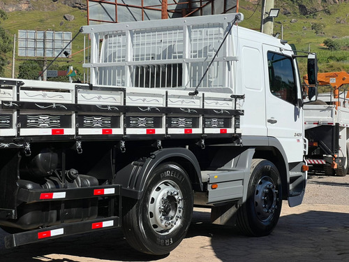 Mb Atego 2425 Bi-truck Com Carroceria