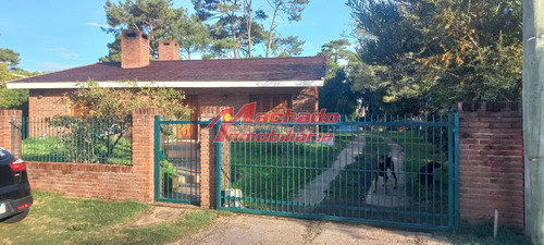 Venta De Casa Ideal Para Clinica U Oficina