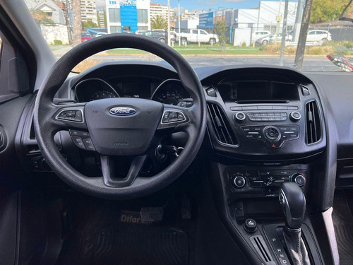 Ford Focus SE 2.0