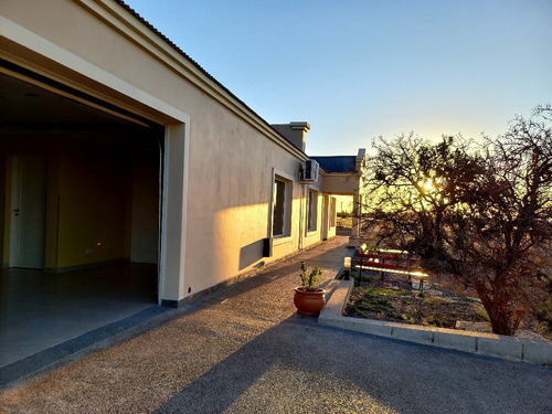 Imagen 10 de 14 de Alquiler Casa Quinta De Categoria En Puerto Madryn