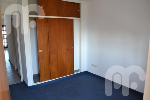 Imagen 8 de 15 de Venta Departamento - La Plata