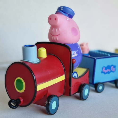 Imagen 1 de 5 de Tren Del Abuelo Pig Con Peppa Y George Original. Impecable