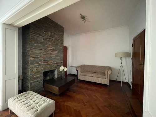 Venta Casa 5 Ambientes En Castelar Sur Con Pileta