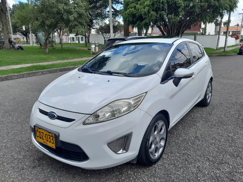 Ford Fiesta 1.6 Hatchback Mecanico Techo Full Equipo