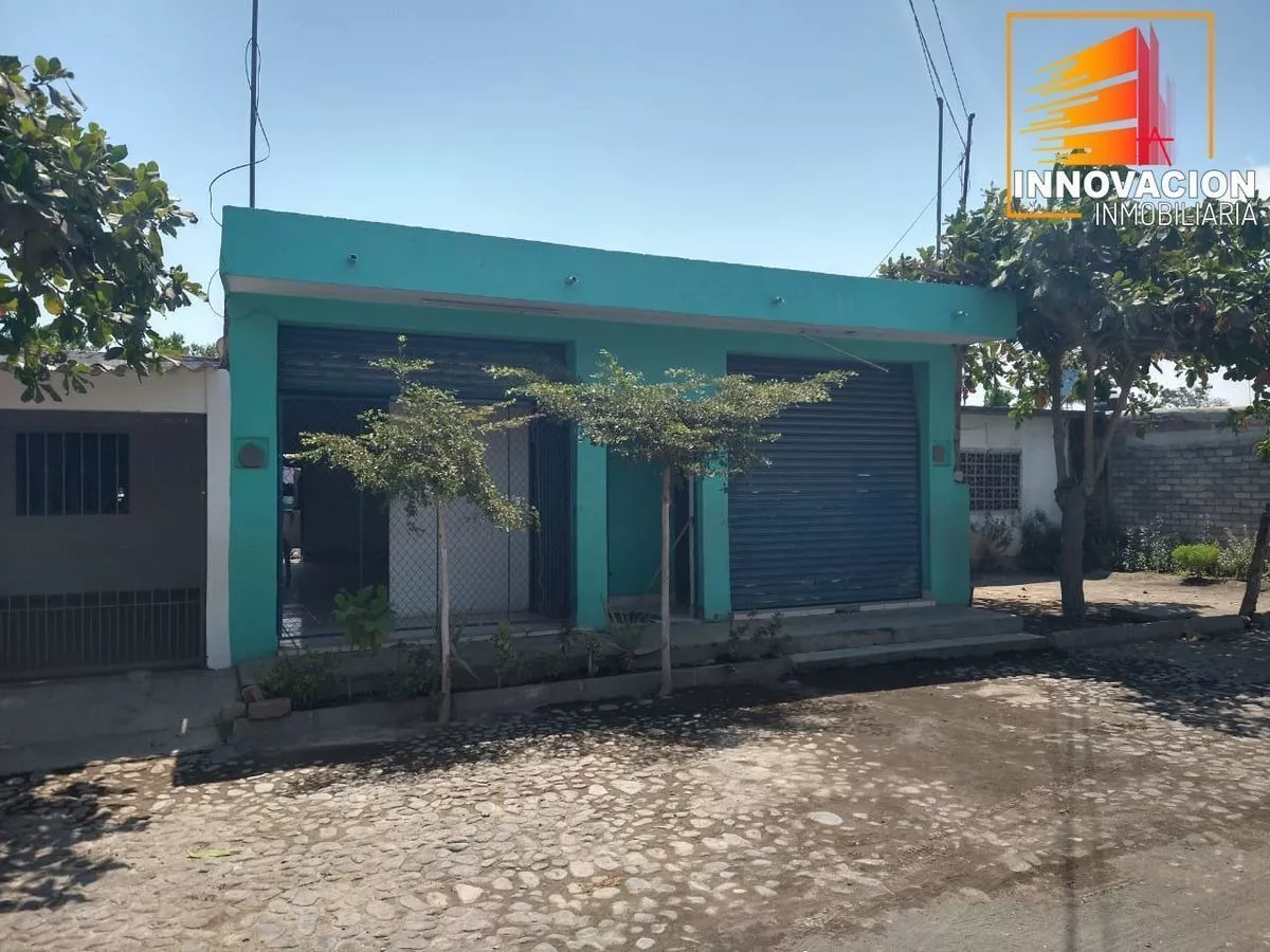 Se Venden 2 Locales Comerciales En Tecoman, Colonia Santa El