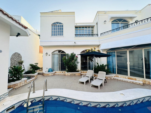 Casa En Venta En Benito Juarez Norte, Merida.