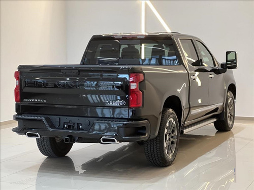 Chevrolet Silverado 5.3 High Country Cab. Dupla V8 4X4 Aut. 4P