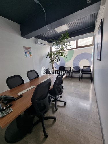 Céntrico Local Comercial En Arriendo - Caupolicán/barros