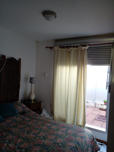 Imagen 4 de 15 de Apartamento De 1 Dormitorio Con 2 Deck En Tres Cruces!