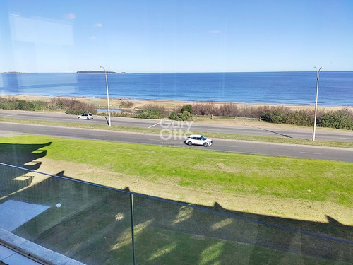 Imagen 23 de 30 de Penthouse Frente Al Mar, Categoría Y Exclusividad