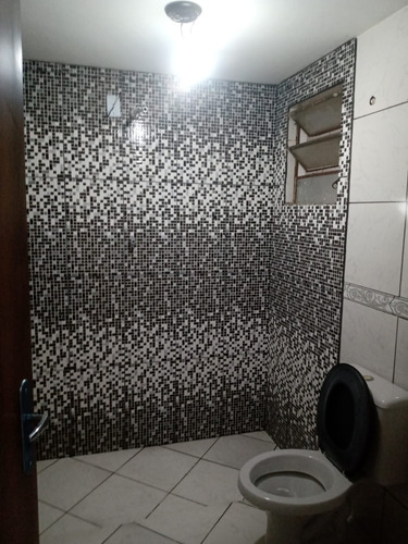Casa 3 Quartos Com Garagem E Piscina