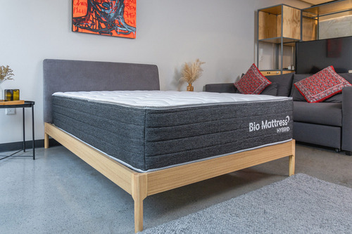 Colchón Queen Size Hybrid Memory Foam Resortes Bio Mattress Color Blanco