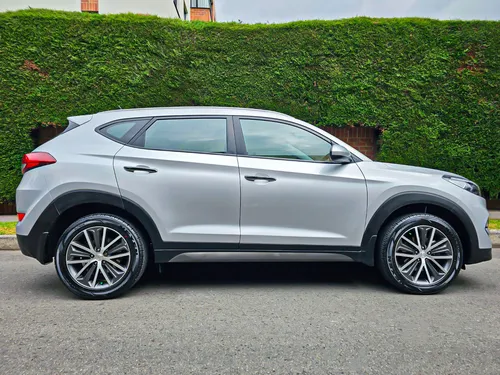 Hyundai Tucson GL PREMIUM 2.0L AT 2AB ABS 4X2 FE