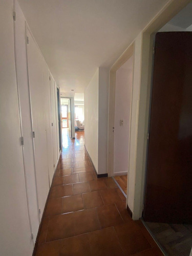 Imagen 10 de 12 de Departamento 3 Ambientes A La Calle Con Balcón