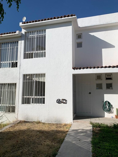 En Venta Casa En Misión Mariana, 3 Recamaras, 1 Baño, Calle 