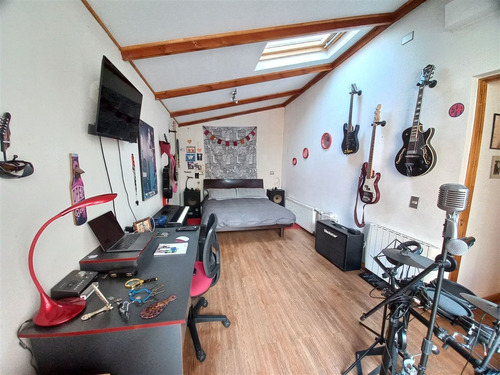 Condominio, Casa En Venta De 4 Dorm. En La Reina