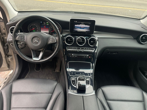 Imagen 9 de 18 de Mercedes Benz Glc 350 E 40.000kms Ficha Oficial!!