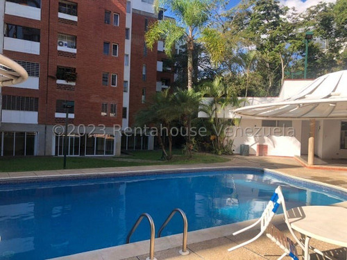 Apartamento En Venta En Los Samanes. Planta Baja. 374.47 Mts2. 24-12679.