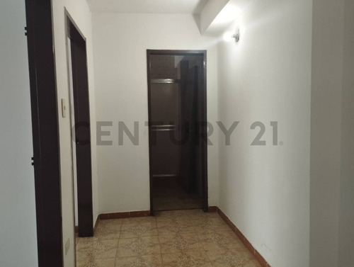 Amplio Y Cómodo Apartamento En Alquiler En Residencias Budapest