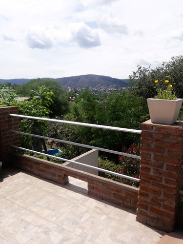 Imagen 7 de 15 de Casa Tres Dormitorios Y Monoambiente Carlos Paz