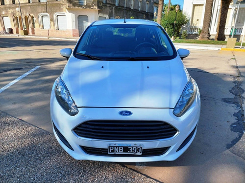 Imagen 8 de 11 de Ford Fiesta Kinetic S