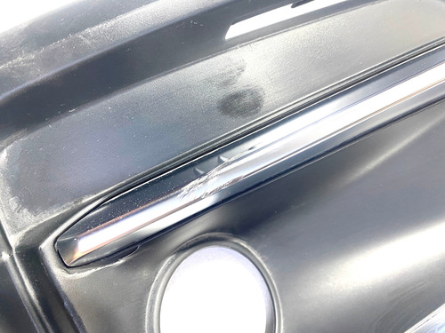 Bisel Rejilla Audi Q5 22 Al 23 80a807682n C/det Liv1806 Jc Negro Derecho (Usado)