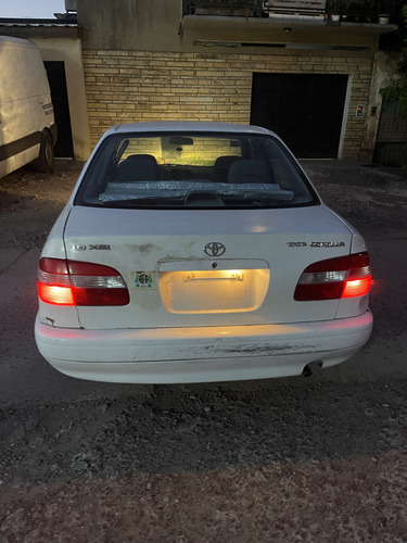 Toyota Corolla 1.8 Xei